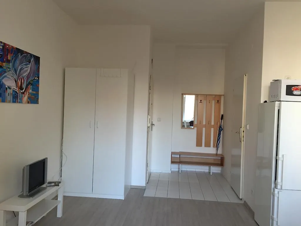 Apartment U Gymnazia Irina Praga 0*,  Czechy