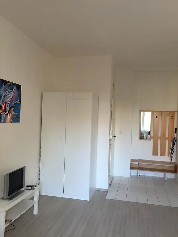 Apartment U Gymnazia Irina Praga